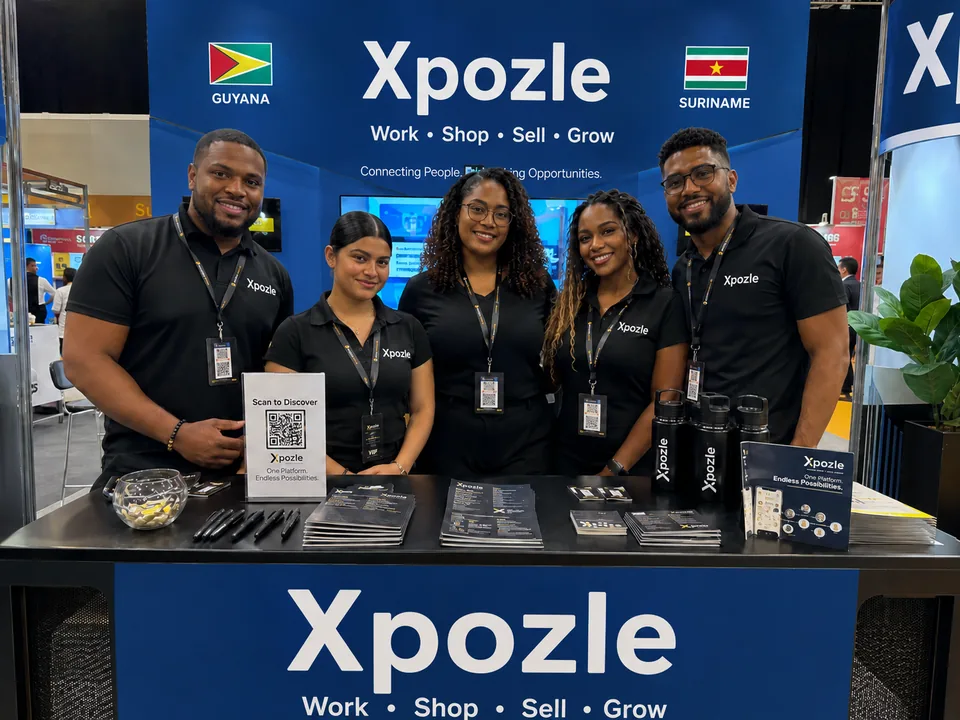 Xpozle-medewerkers ondersteunen internationale beursbezoekers